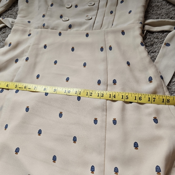 Simple Retro Elegant Beige Pleated Dress Sz. Medium - Picture 13 of 15